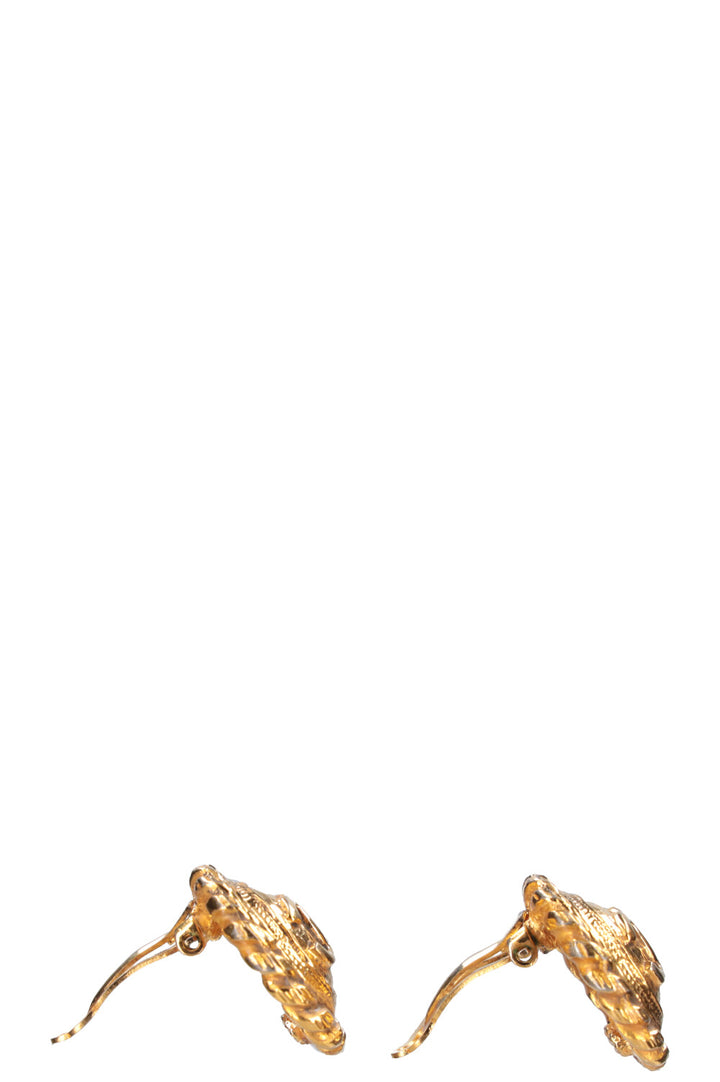 CHANEL Boucles d'oreilles clips CC dorées Doré