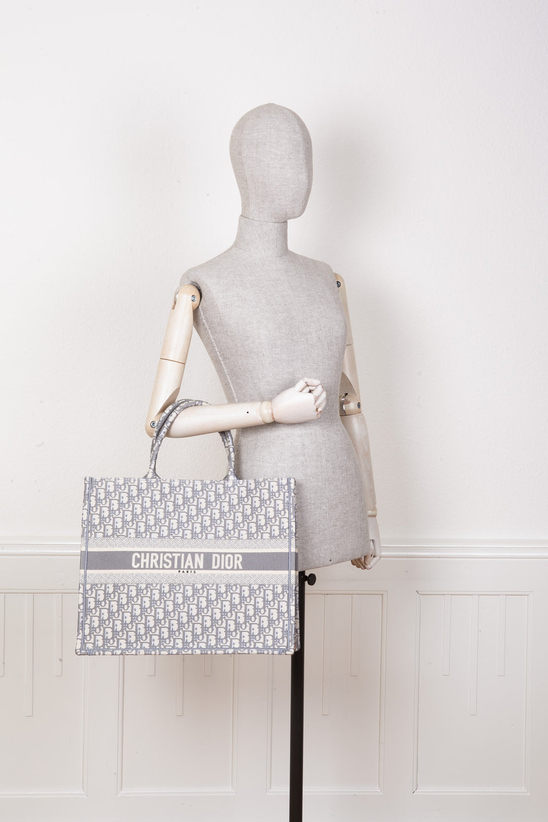 CHRISTIAN DIOR Book Tote Grand Oblique Gris