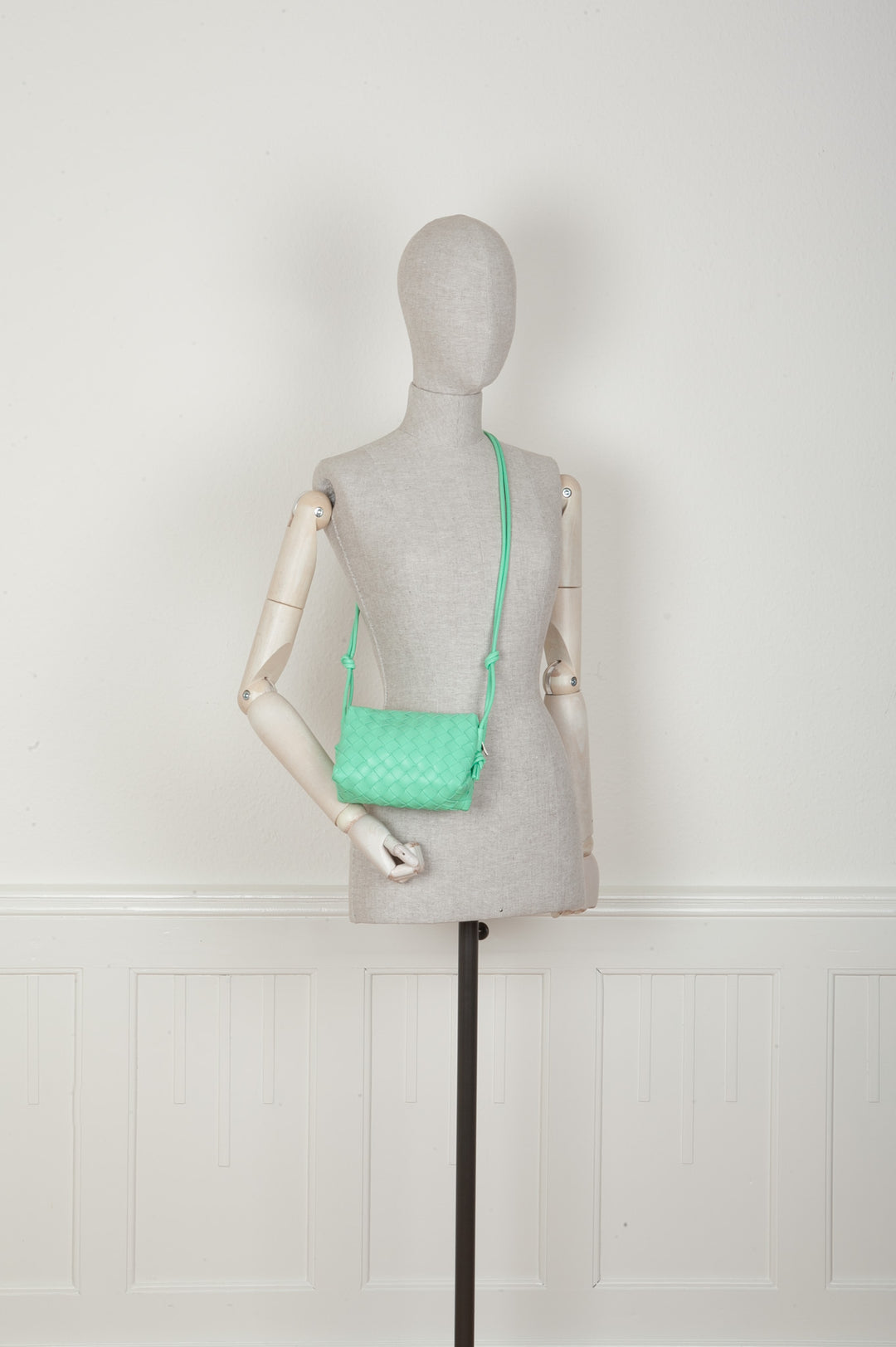 BOTTEGA VENETA Sac pour appareil photo Mini Loop Menthe