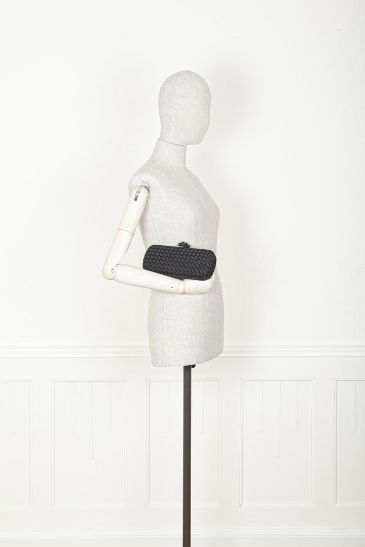 BOTTEGA VENETA Knot Clutch Silk Black