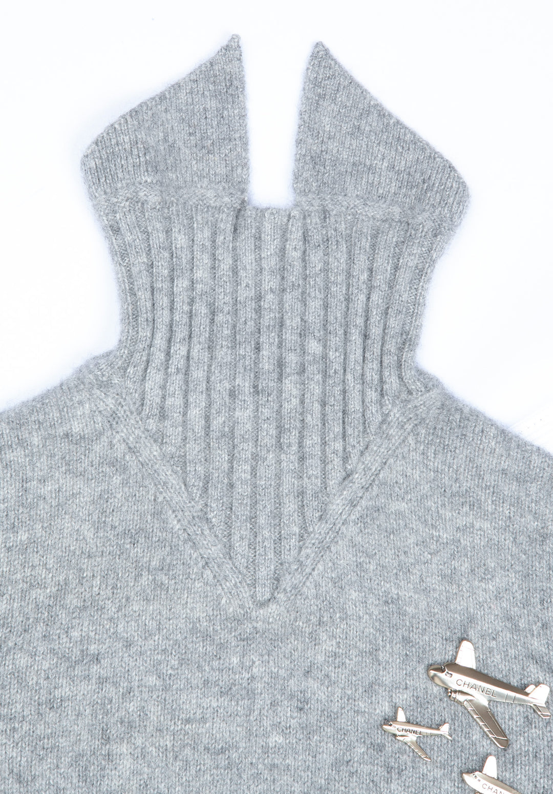 CHANEL Tricot Gris Avions Collection 2008