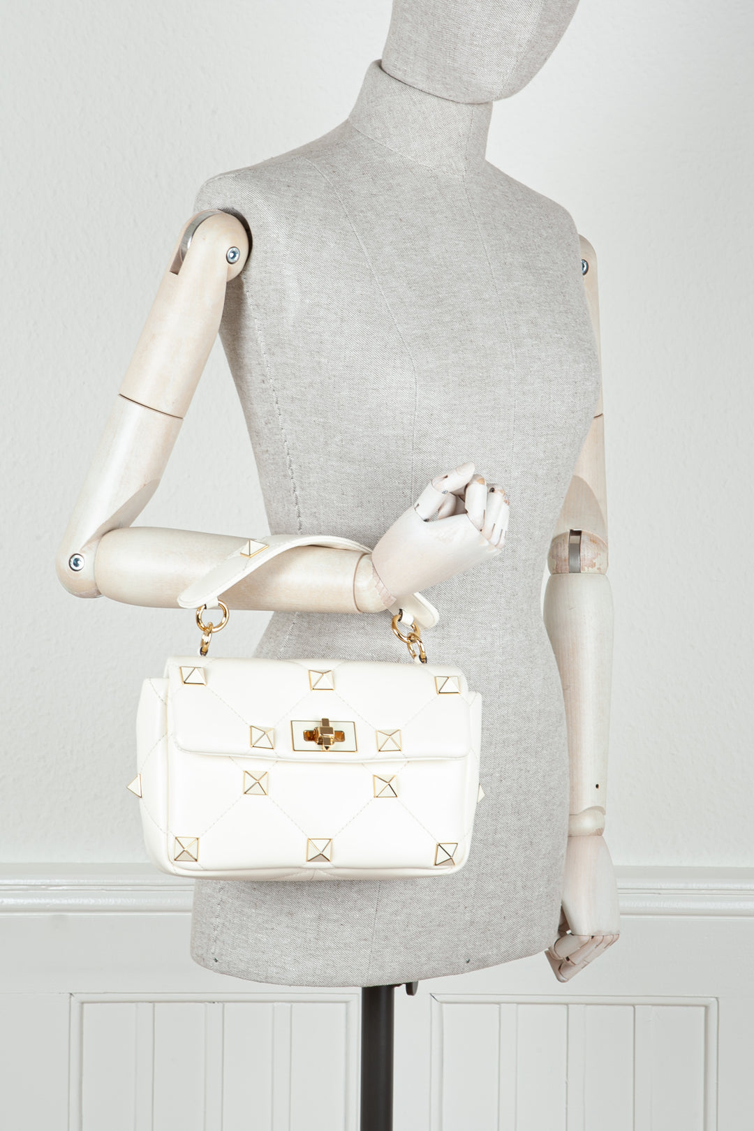 VALENTINO Roman Stud Bag Medium
