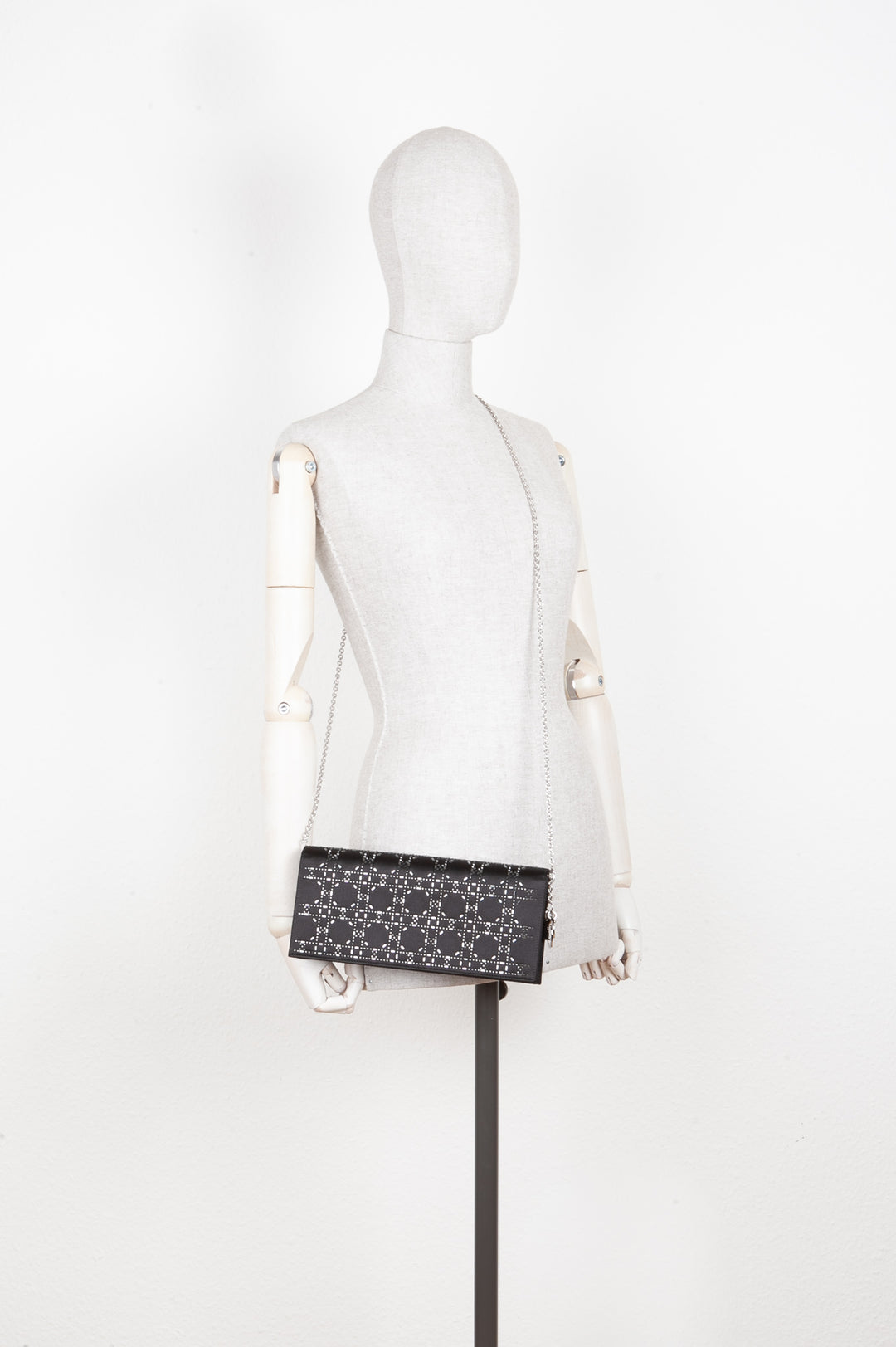 CHRISTIAN DIOR Pochette Cannage Cristaux Noir