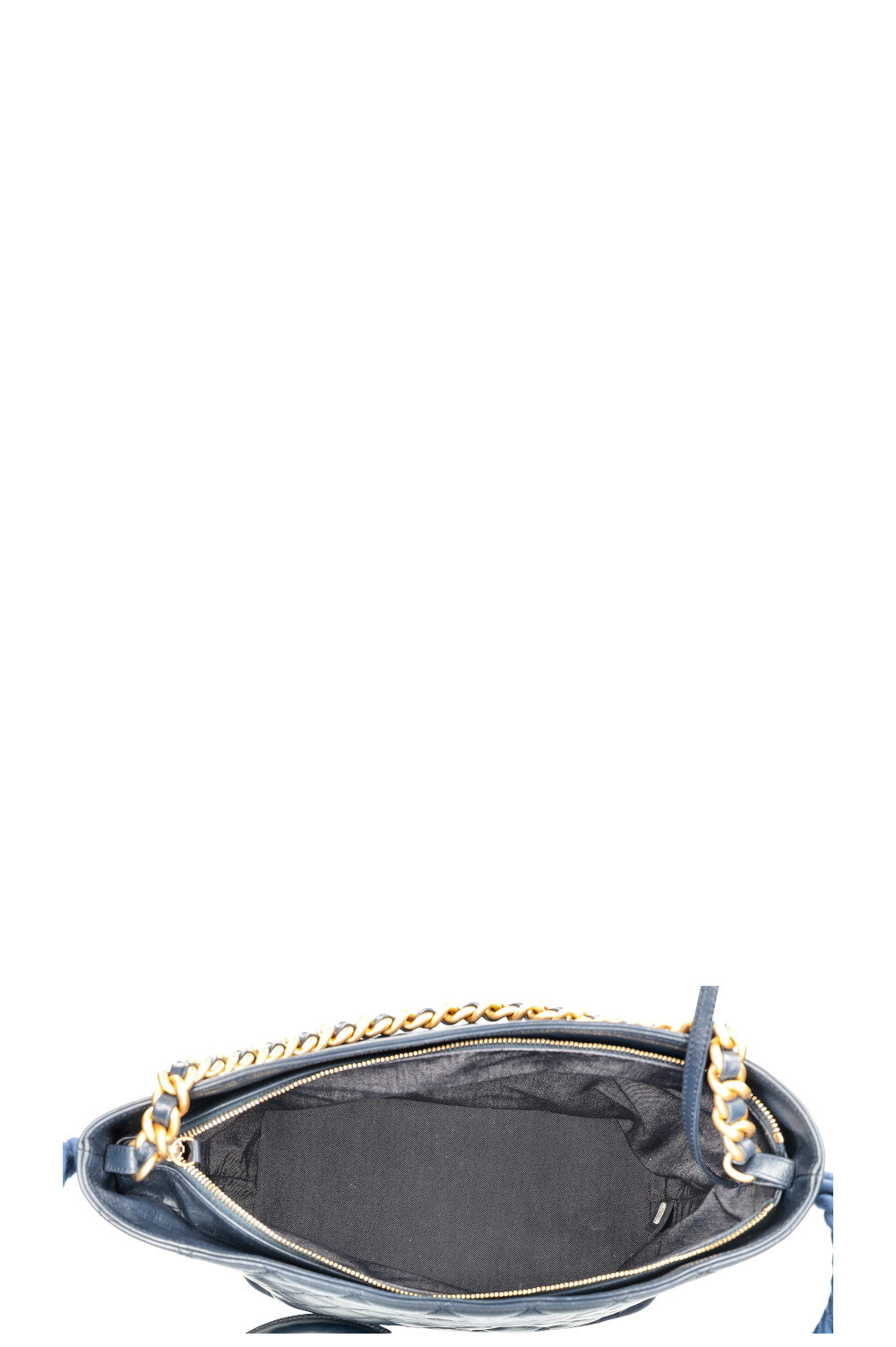 CHANEL En Vogue Hobo Bag Navy