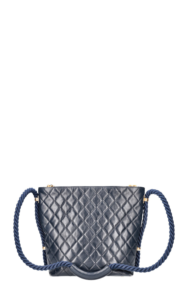 CHANEL En Vogue Hobo Bag Navy