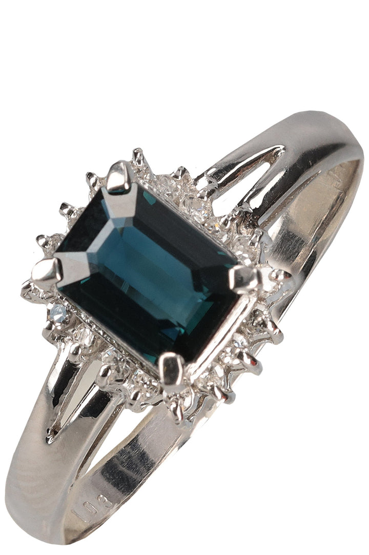 VINTAGE Ring Square Sapphire 18 diamonds