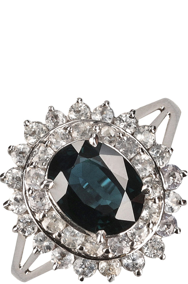 VINTAGE JEWELRY Sapphire Ring Blue White