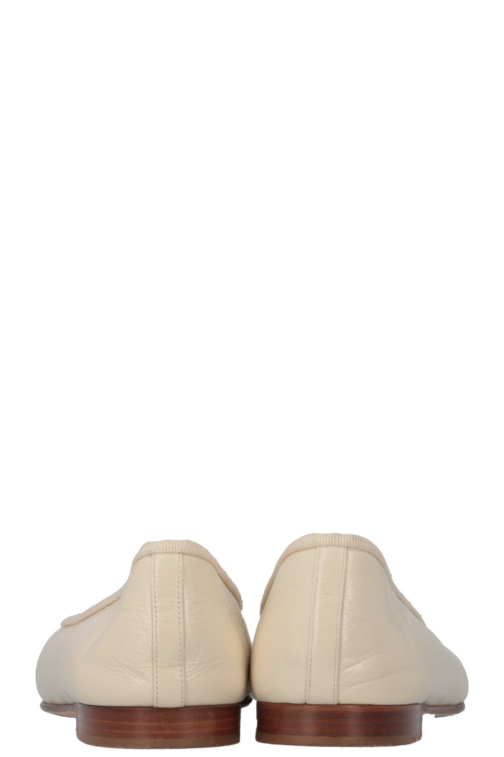 CHANEL Ballerina Leather Ivory