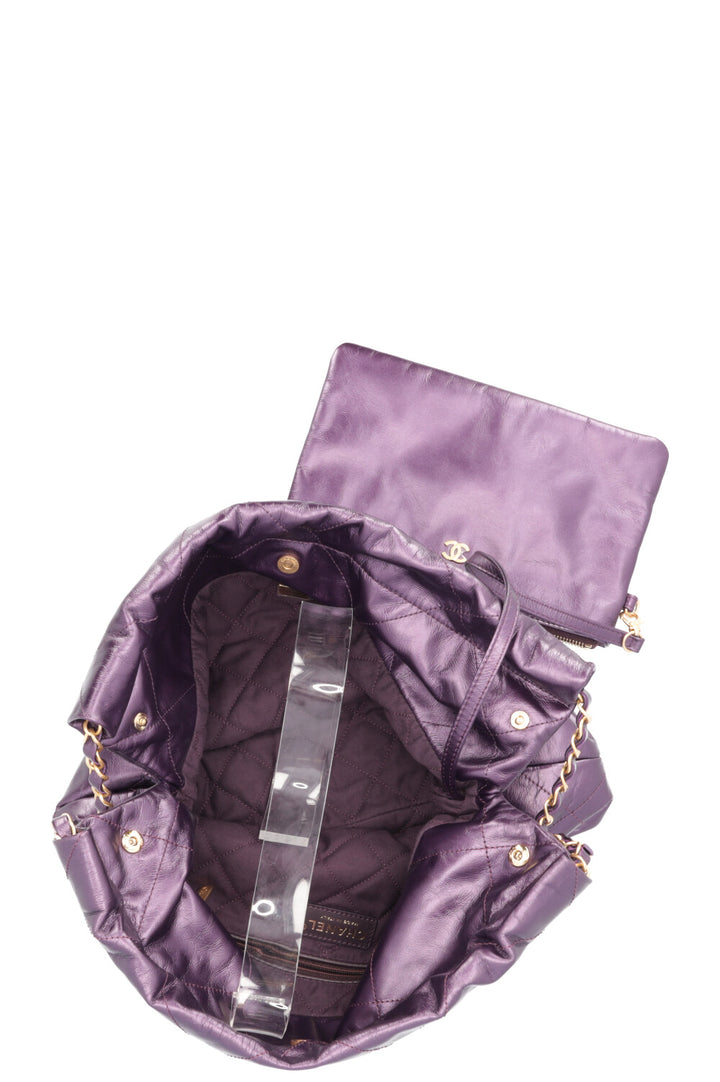 CHANEL 22 Small Bag Metallic Purple