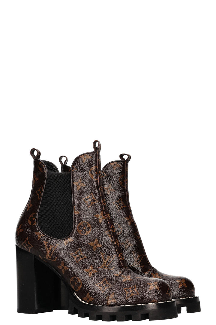 LOUIS VUITTON Star Trail Boots MNG Canvas