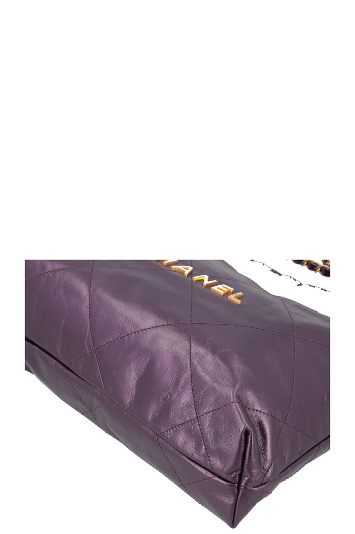 CHANEL 22 Small Bag Metallic Purple