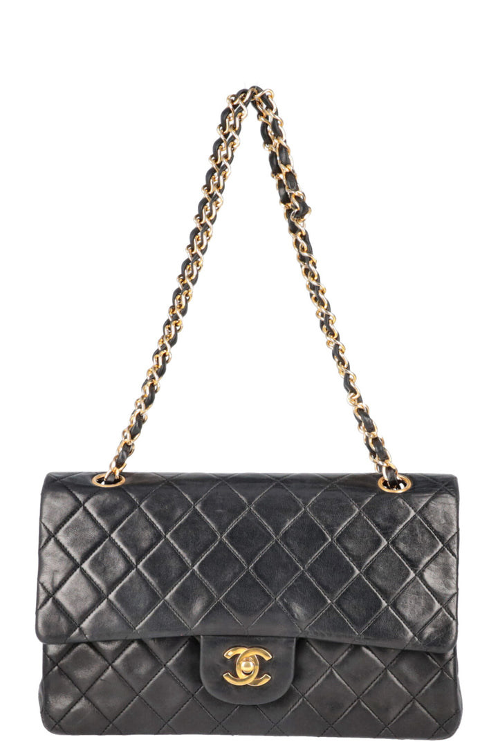 CHANEL Vintage Double Flap Bag Medium Black