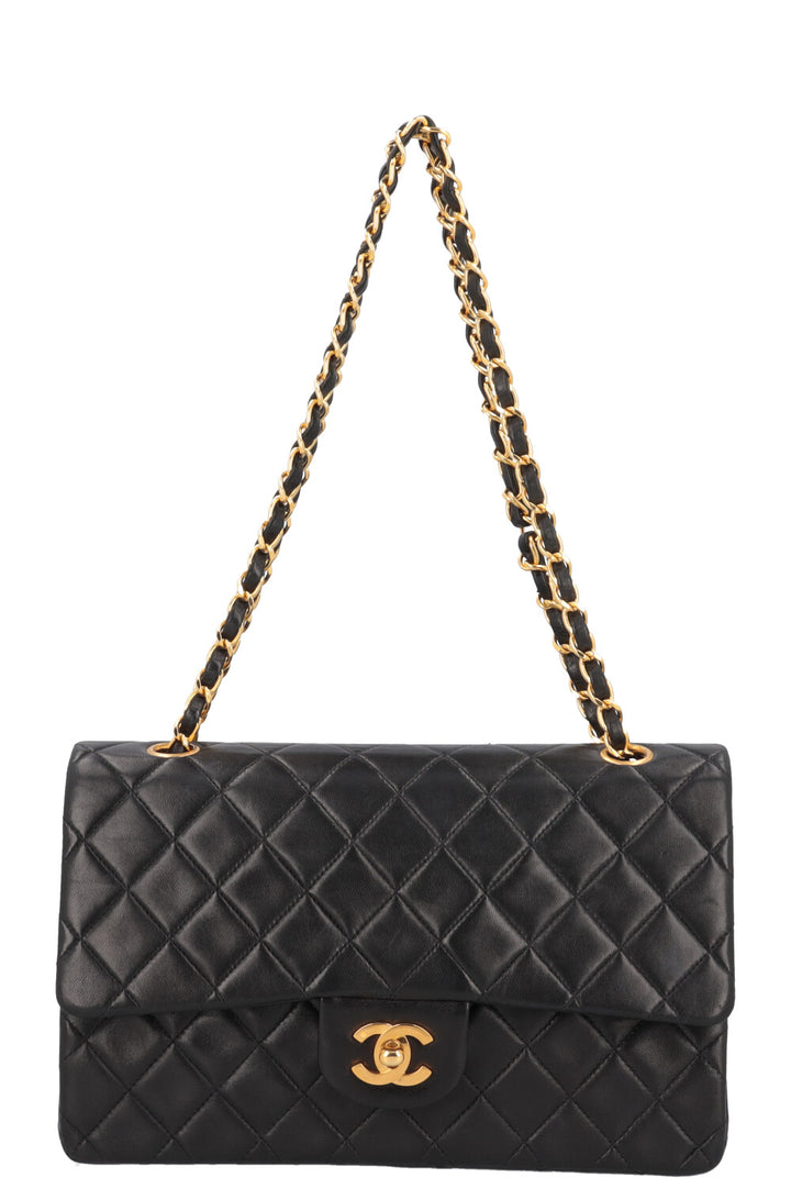 CHANEL Vintage Double Flap Bag Medium Black