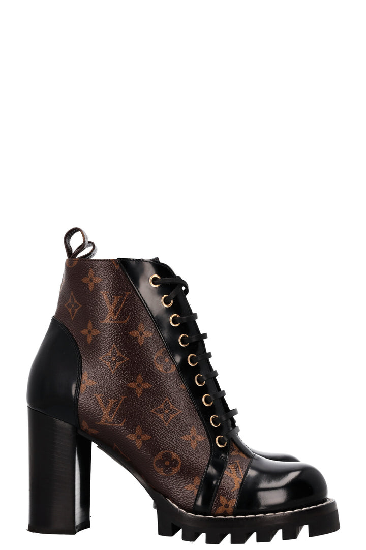 LOUIS VUITTON Star Trail Ankle Boots MNG