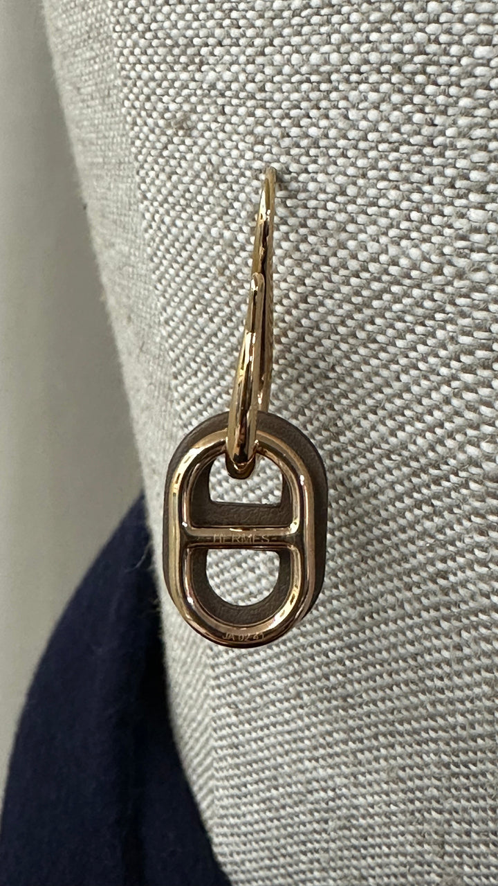 HERMÈS Boucles D´Oreilles o Maillon d´Ancre Swift Etoupe
