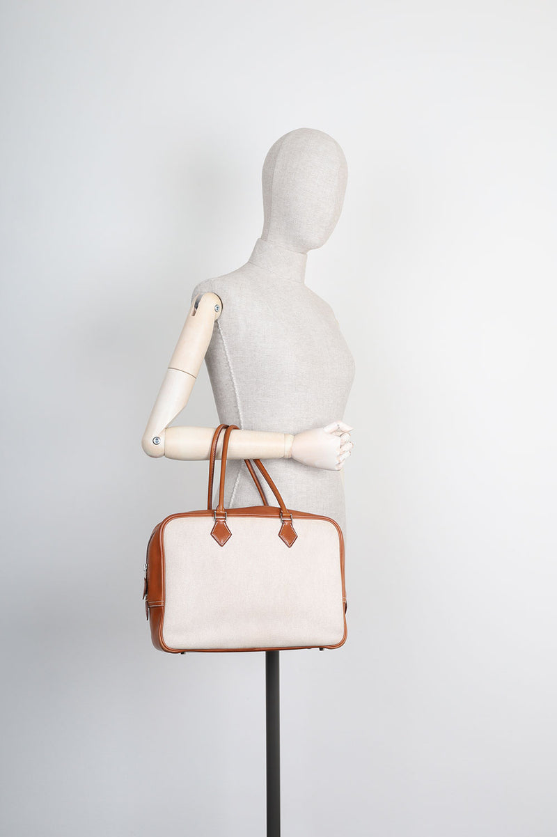 HERMÈS Plume 32 Canvas Barenia