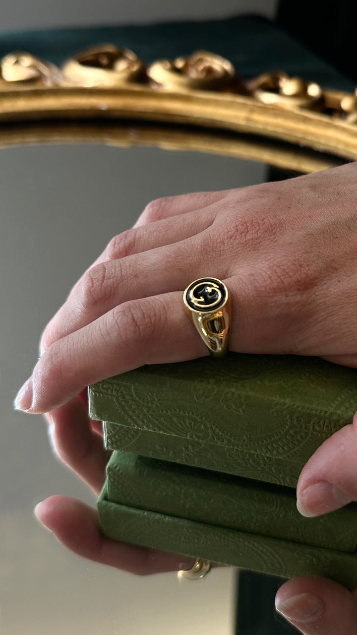 GUCCI Blondie Enamel Ring Gold Black