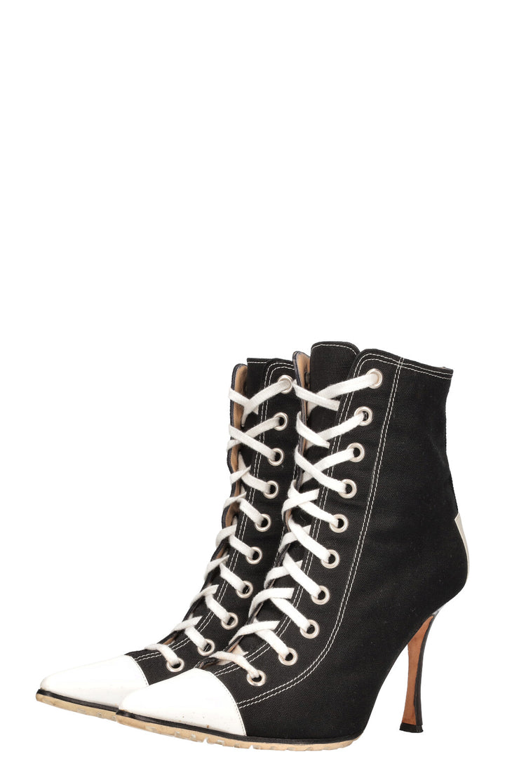 MANOLO BLAHNIK Boots Canvas Black