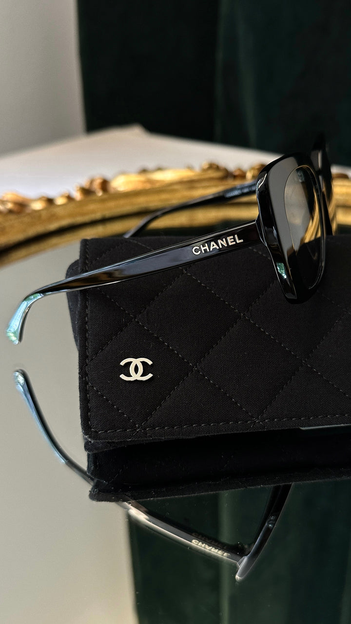 CHANEL 140 2P S Sunglasses Black