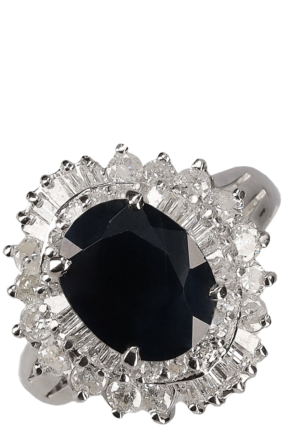 VINTAGE JEWELRY Black Sapphire Ring