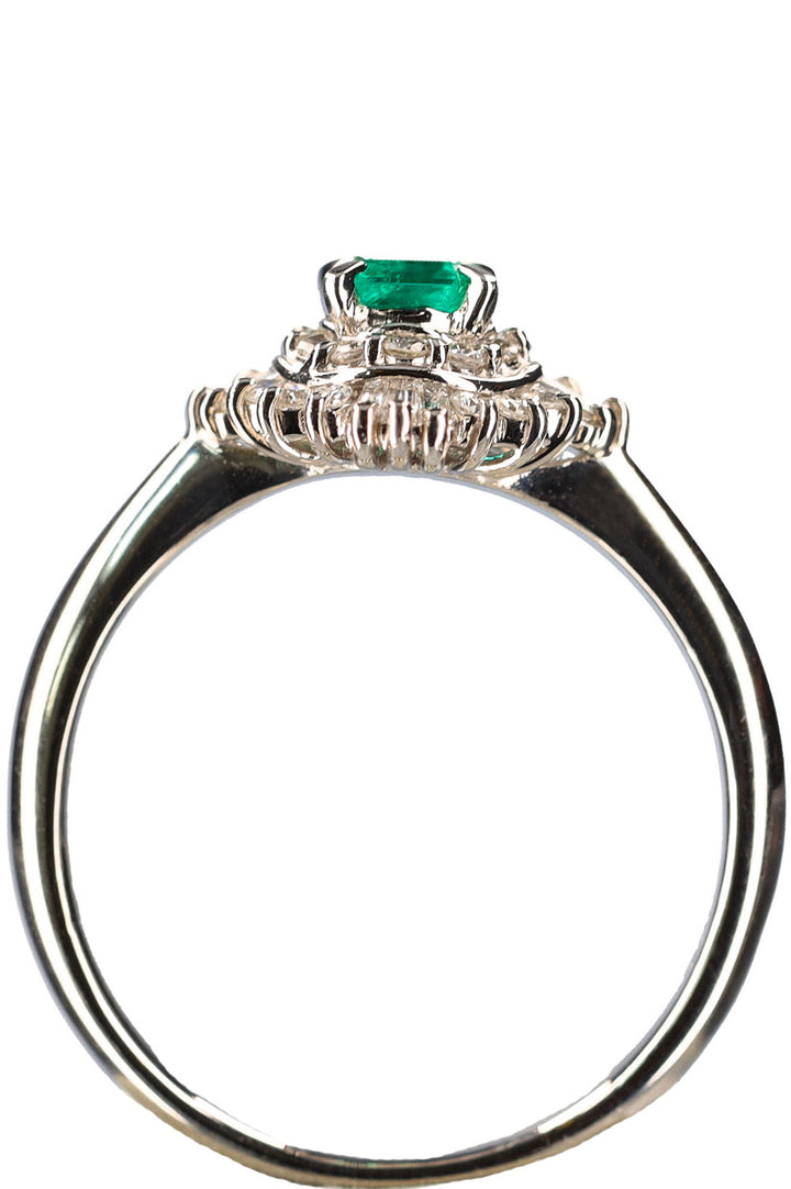 VINTAGE JEWELRY Cocktail Ring Emerald