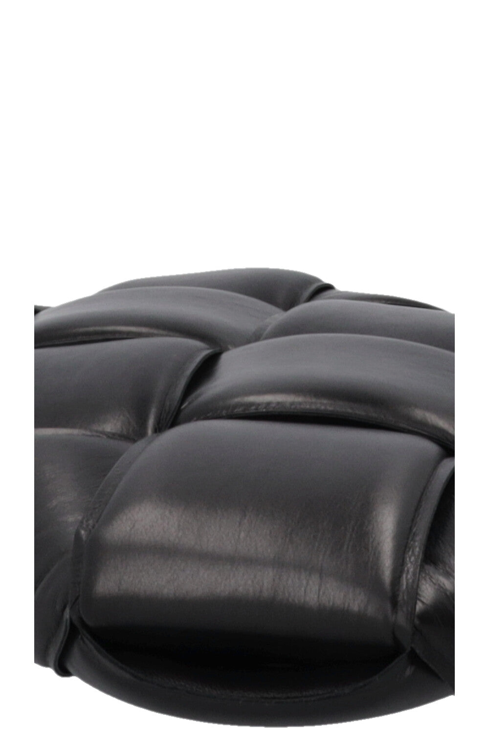 BOTTEGA VENETA Pochette Padded Cassette Cuir Noir