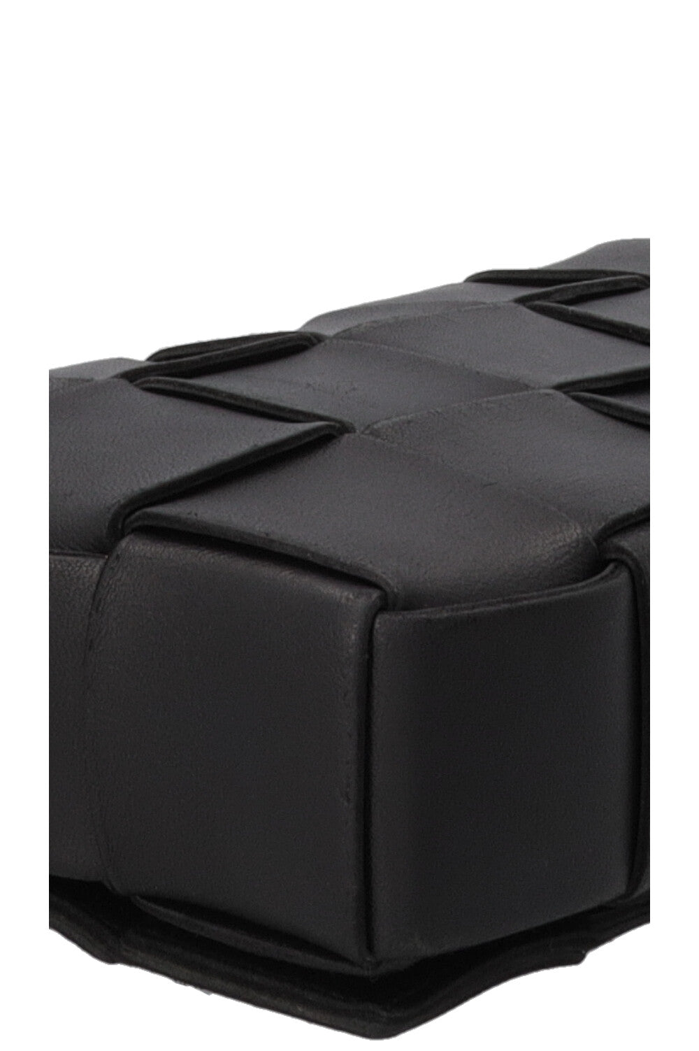 BOTTEGA VENETA Small Intrecciato Cassette Bag Leather Black