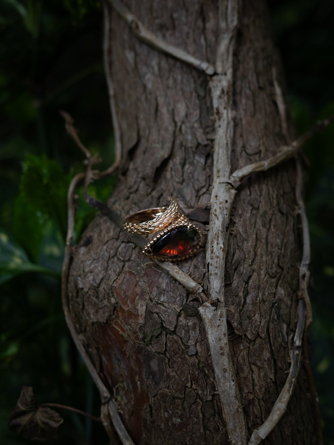 BOUCHERON Serpent Bohème Ring L Motif Rhodolite Rosegold