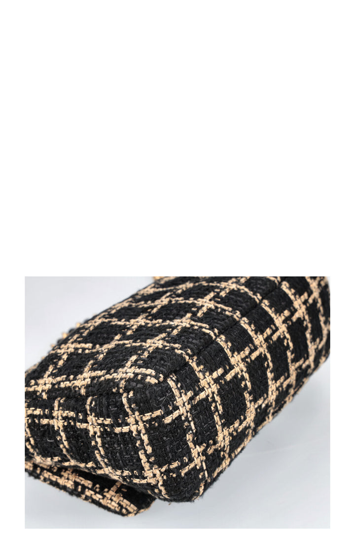CHANEL 19 Sac à rabat moyen Tweed Noir &amp; Beige