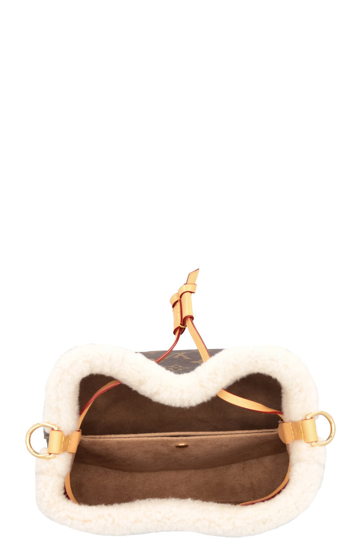 LOUIS VUITTON BB Neonoe Shearling Bucket Bag Cozygram Canvas