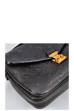LOUIS VUITTON Pochette Metis Empreinte Black