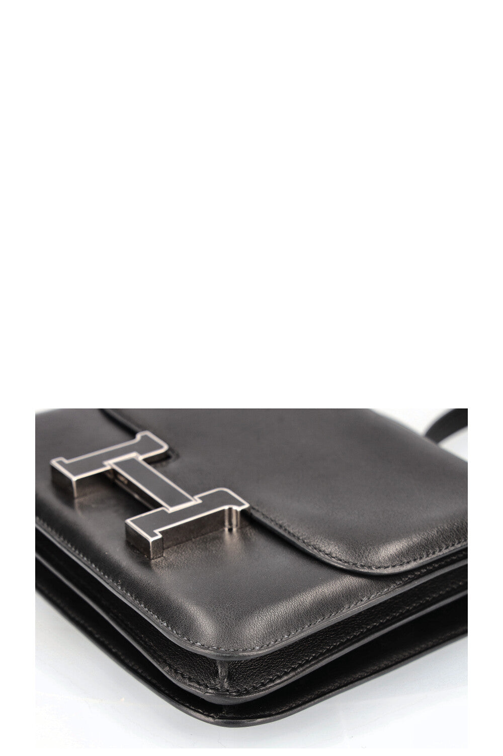 HERMES Constance Bag 18 Enamel H Closure Swift Black – REAWAKE HERMES Constance Bag 18 Enamel H Closure Swift Black – REAWAKE
