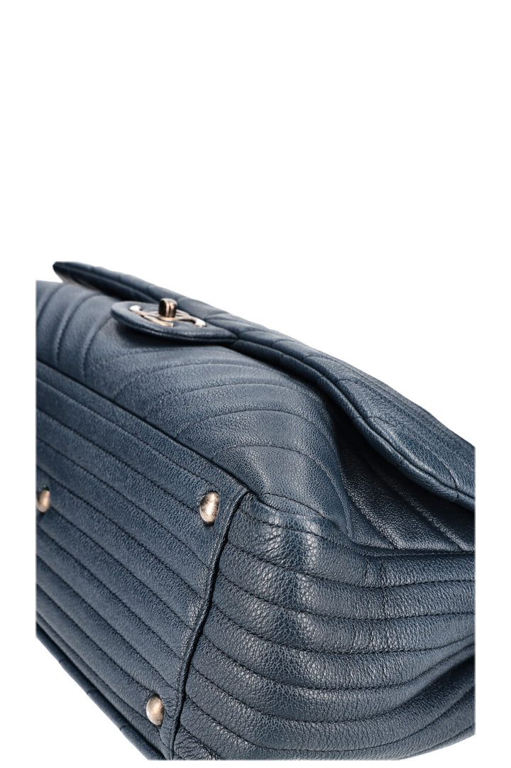 CHANEL XXL Single Flap Bag Chevron Calfskin Navy