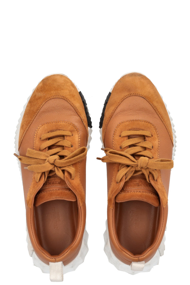 HERMÈS Bouncing Sneakers Camel