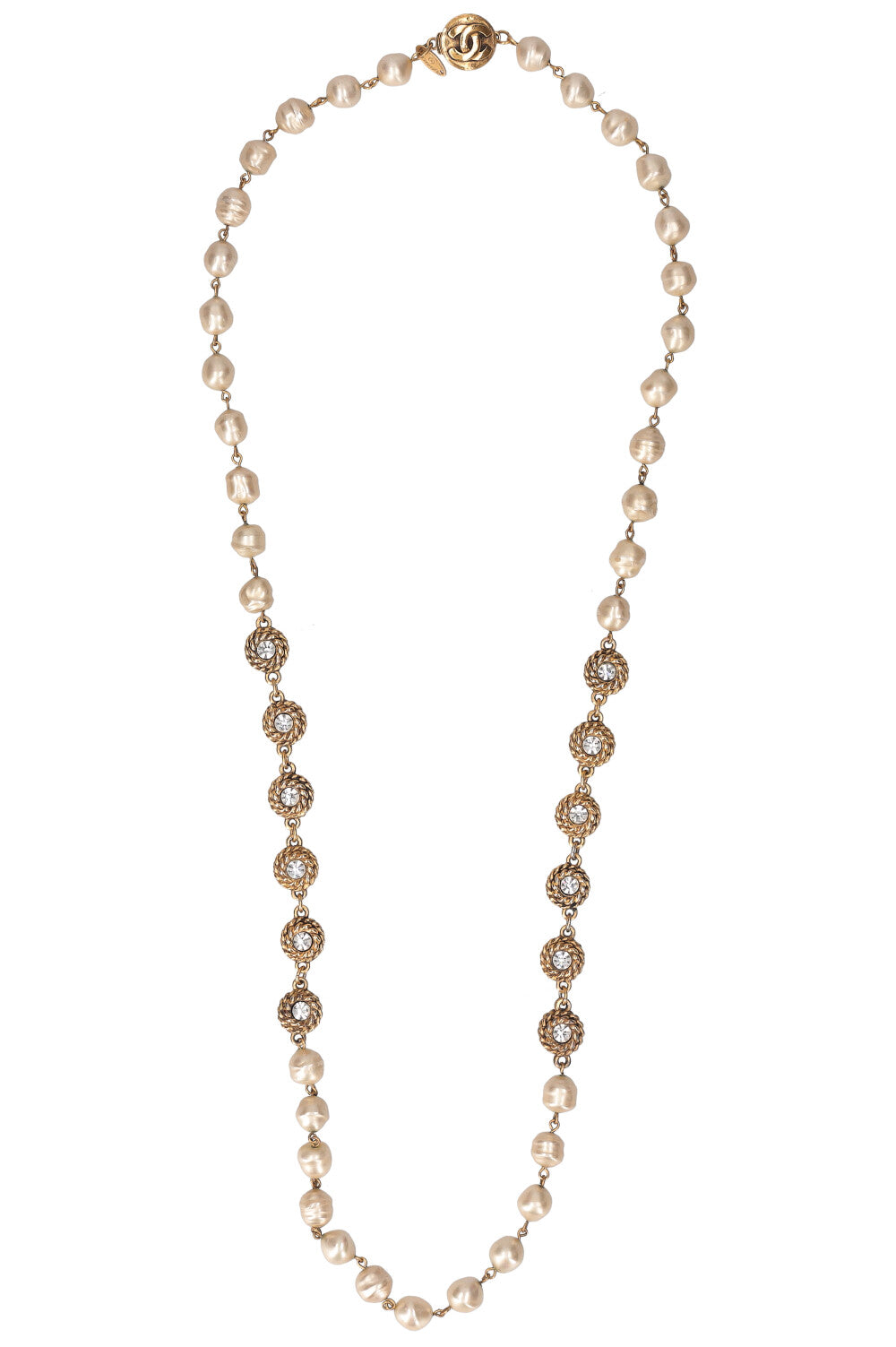 CHANEL Vintage Pearl Necklace Gold