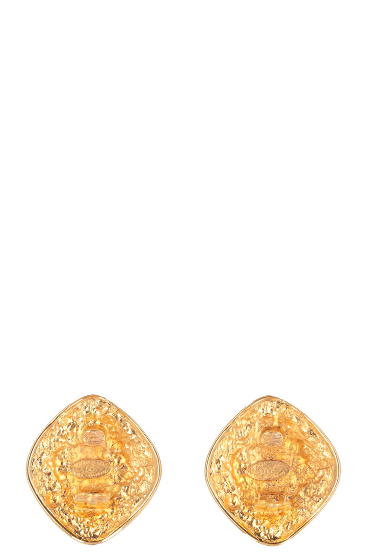 CHANEL Vintage Clip Earrings Gold