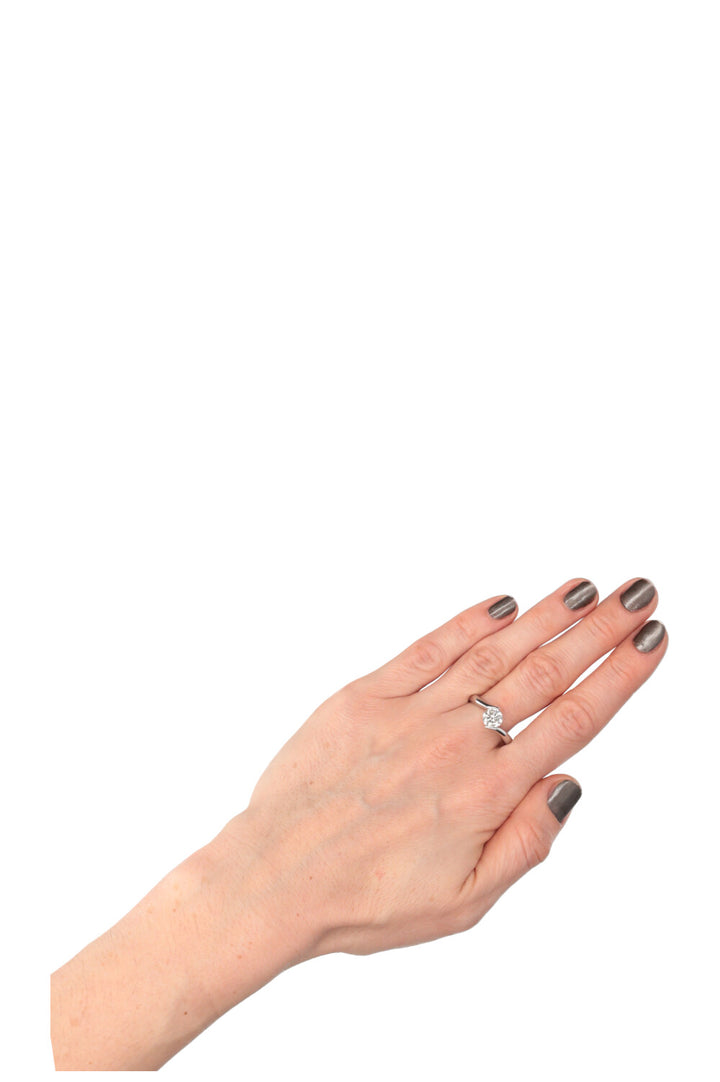 VINTAGE JEWELRY Engagement Ring Diamond Platinum
