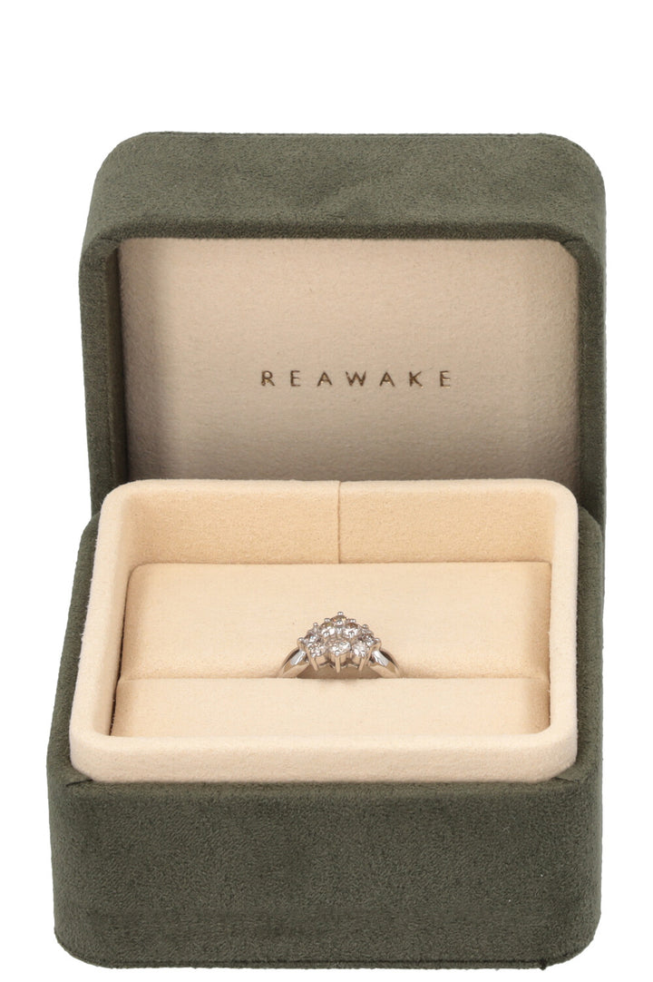 VINTAGE JEWELRY Flower Diamond Ring Platin