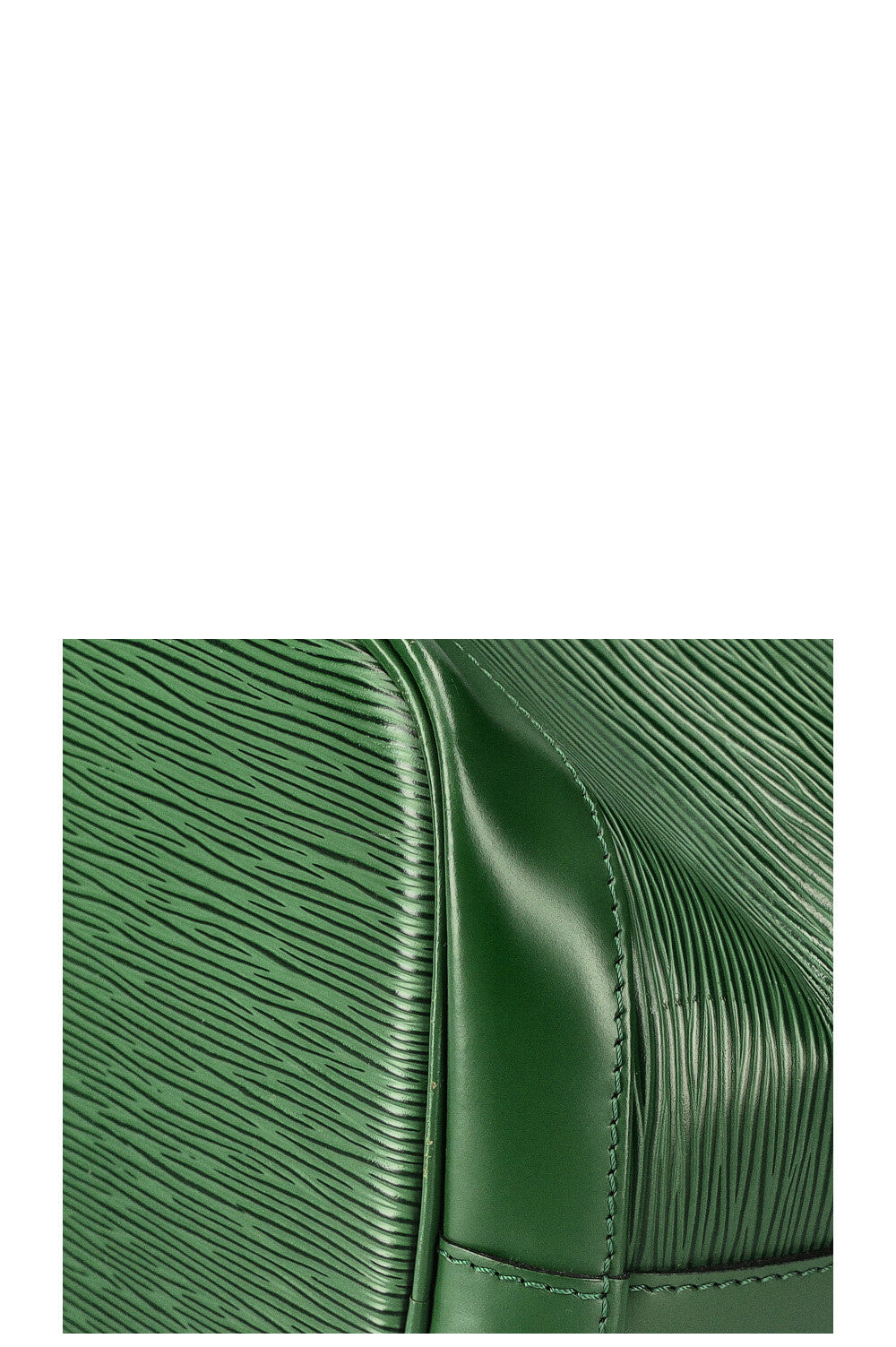 LOUIS VUITTON Petit Bag Noe Epi Green