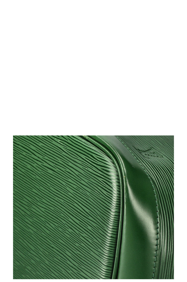 LOUIS VUITTON Petit Bag Noe Epi Green