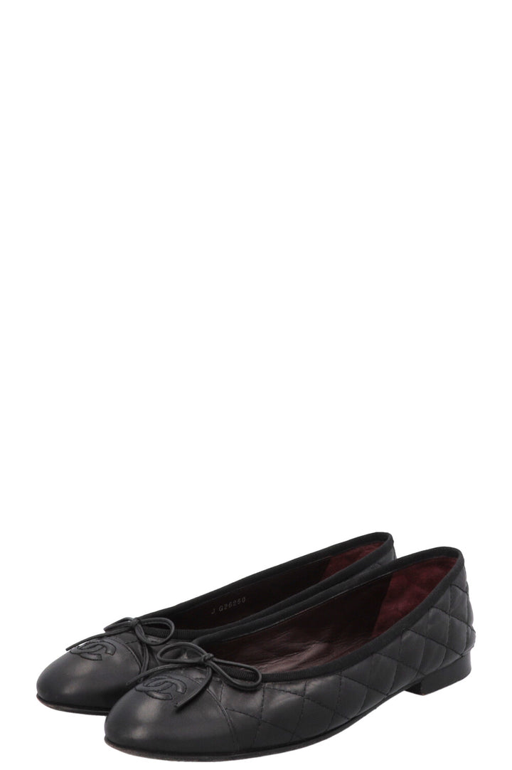 CHANEL Quilted CC Classic Ballet Flats Leather Black