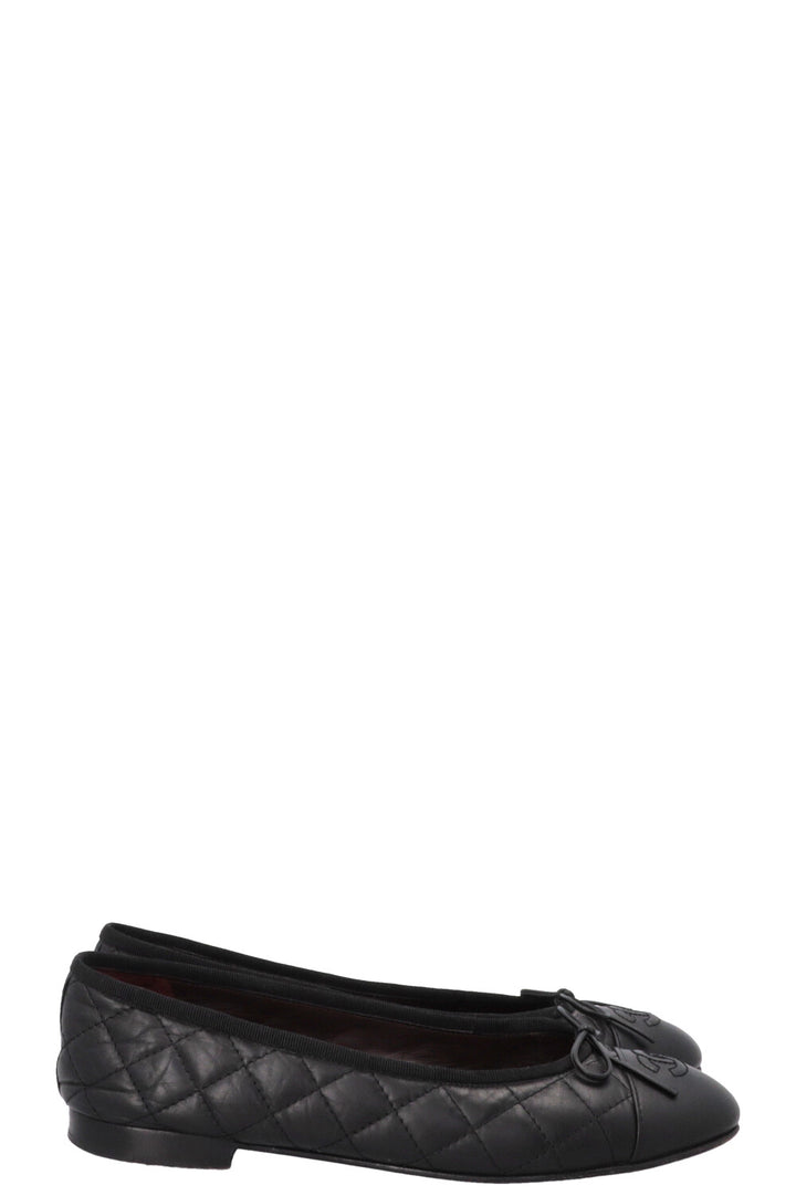 CHANEL Quilted CC Classic Ballet Flats Leather Black