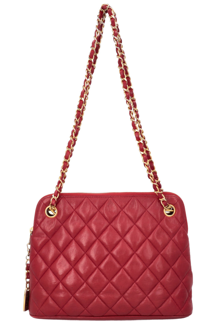 CHANEL Rue Cambon Medallion Quilted Shoulder Bag Red