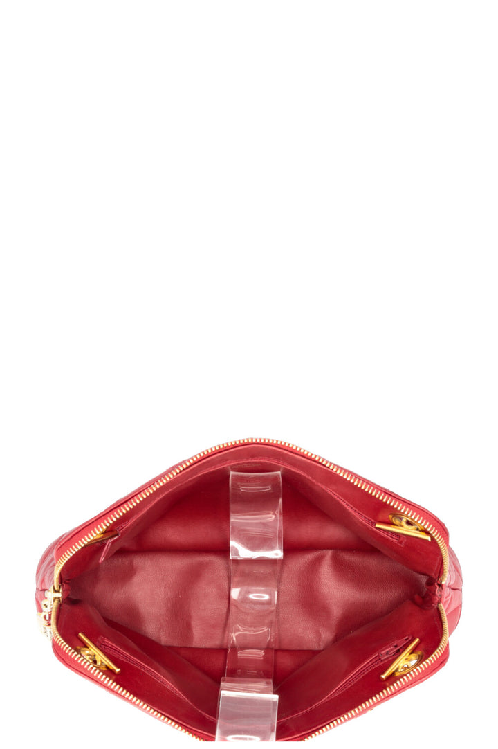 CHANEL Rue Cambon Medallion Quilted Shoulder Bag Red