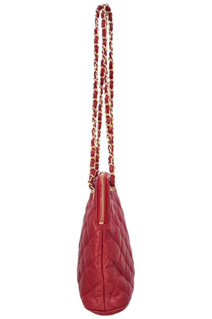 CHANEL Rue Cambon Medallion Quilted Shoulder Bag Red
