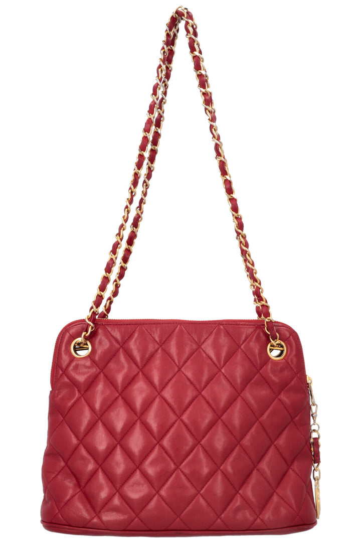 CHANEL Rue Cambon Medallion Quilted Shoulder Bag Red