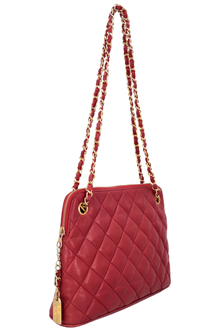 CHANEL Rue Cambon Medallion Quilted Shoulder Bag Red