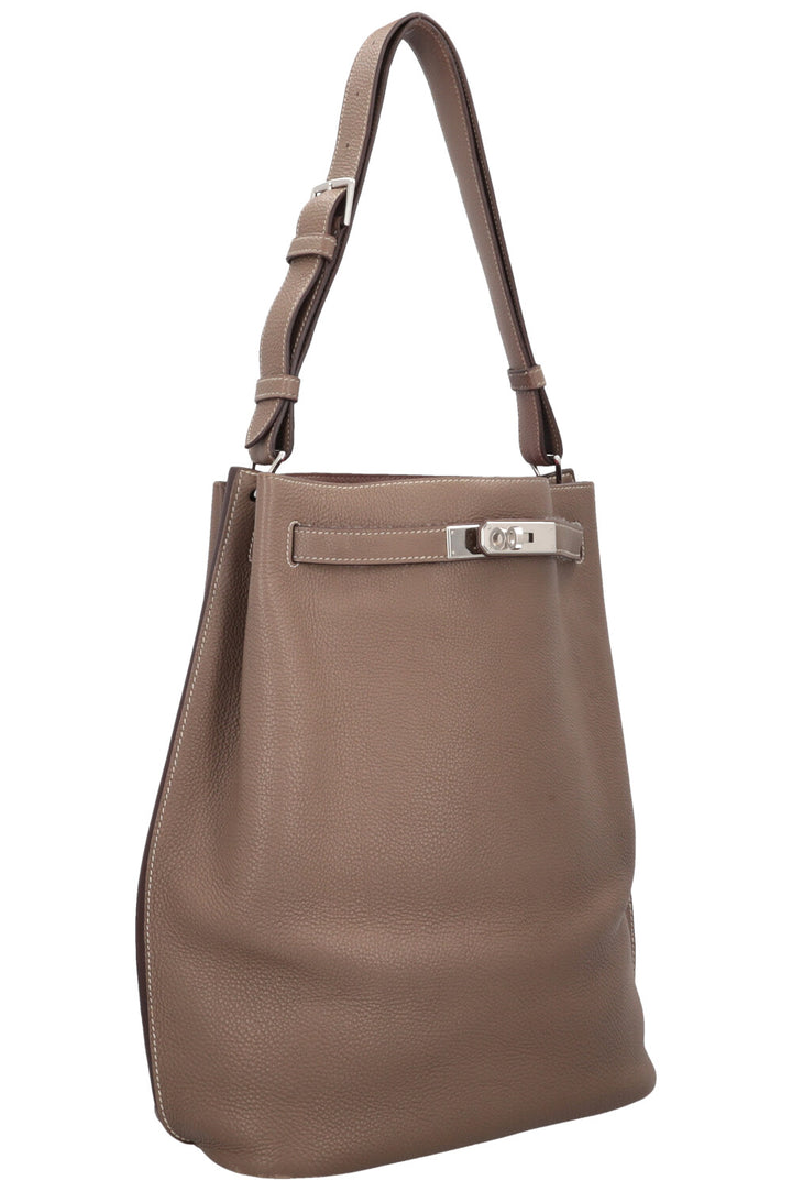 HERMÈS So Kelly 26 Clemence Etoupe Shoulder Bag