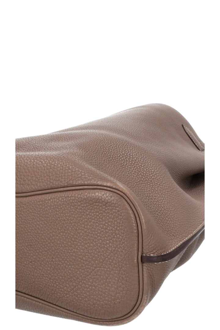 HERMÈS So Kelly 26 Clemence Etoupe Shoulder Bag