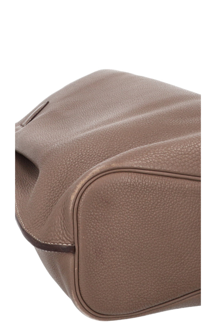 HERMÈS So Kelly 26 Clemence Etoupe Shoulder Bag